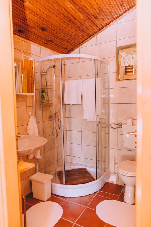 Holiday Home Castanea Praporcan Bagian luar foto
