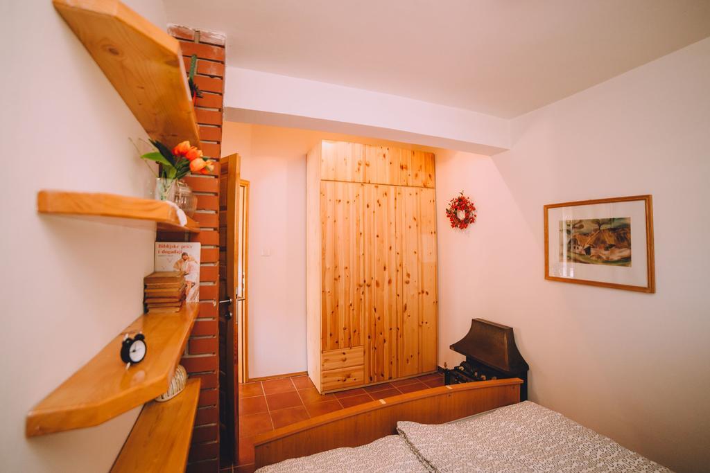 Holiday Home Castanea Praporcan Bagian luar foto