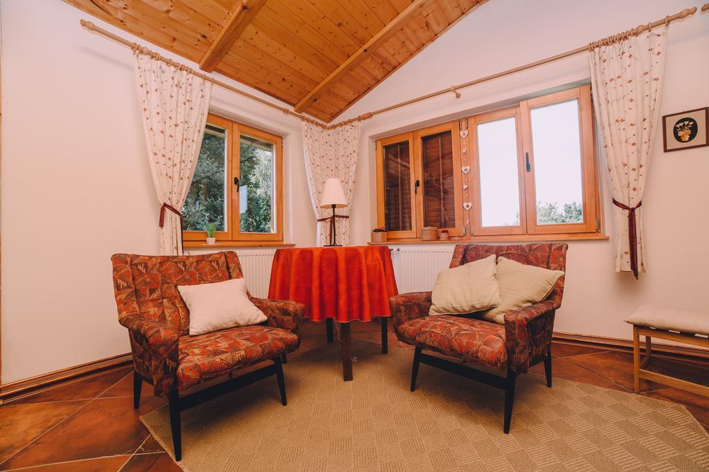 Holiday Home Castanea Praporcan Bagian luar foto